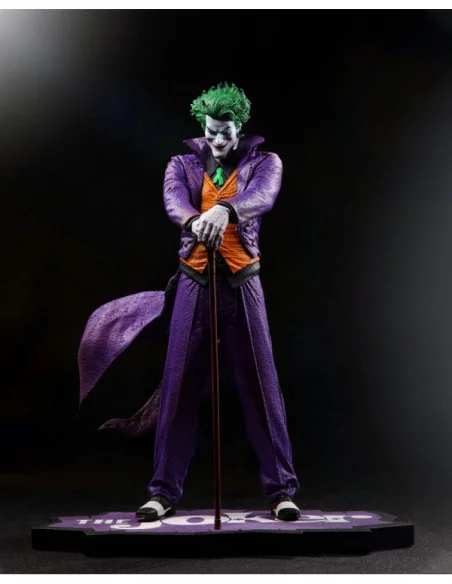 DC Comics Estatua 1/10 The Joker by Guillem March 18 cm