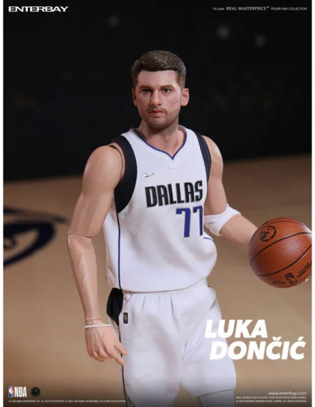 NBA Collection Figura Real Masterpiece 1/6 Luka Doncic 30 cm