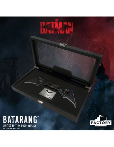 The Batman Réplica 1/1 Batarang Limited Edition 36 cm