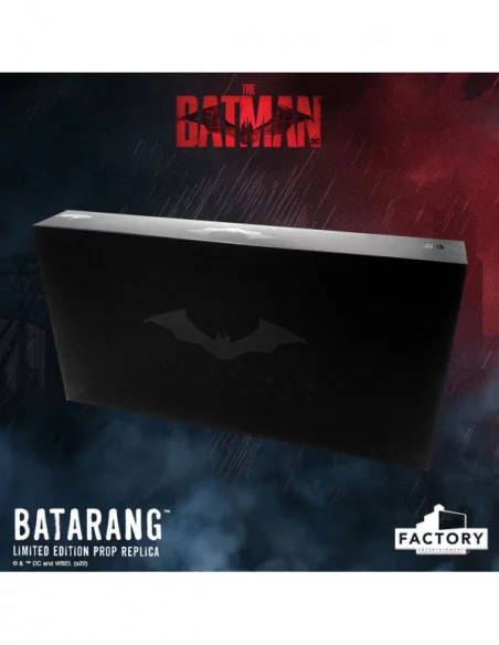 The Batman Réplica 1/1 Batarang Limited Edition 36 cm