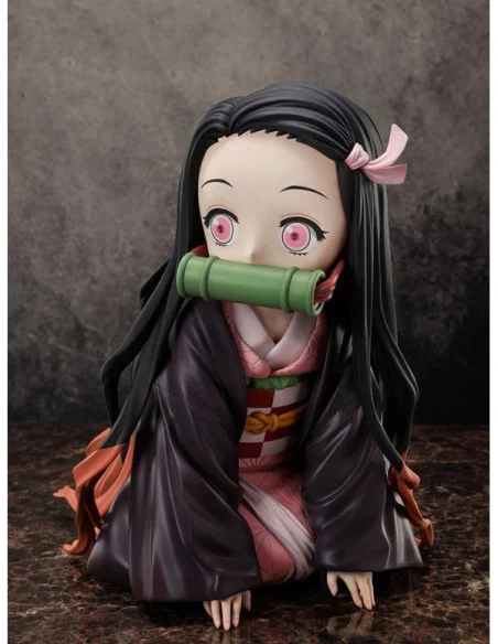 Demon Slayer: Kimetsu no Yaiba Estatua Big Size Nezuko in a Box 44 cm