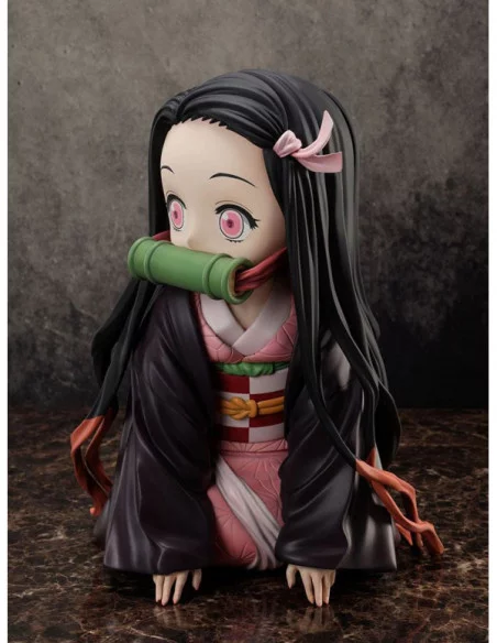 Demon Slayer: Kimetsu no Yaiba Estatua Big Size Nezuko in a Box 44 cm