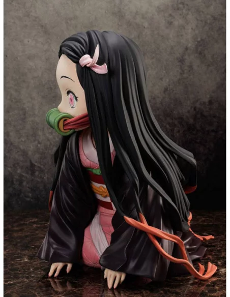 Demon Slayer: Kimetsu no Yaiba Estatua Big Size Nezuko in a Box 44 cm