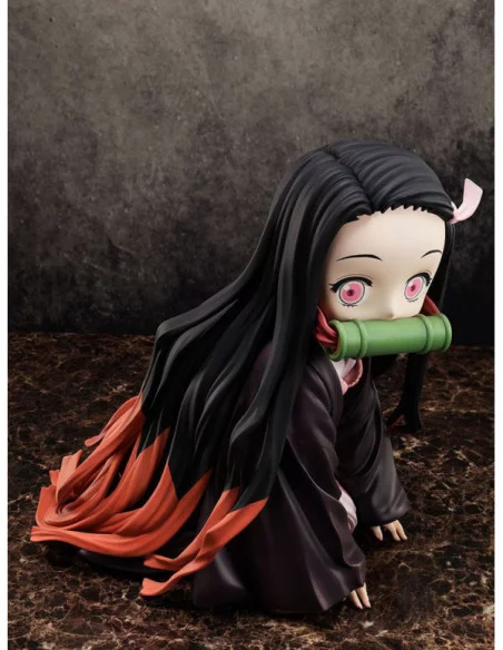 Demon Slayer: Kimetsu no Yaiba Estatua Big Size Nezuko in a Box 44 cm