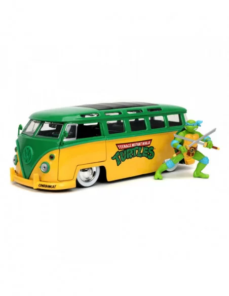 Teenage Mutant Ninja Turtles Vehículo 1/24 Hollywood Rides 1962 VW Bus con Leonardo Figura