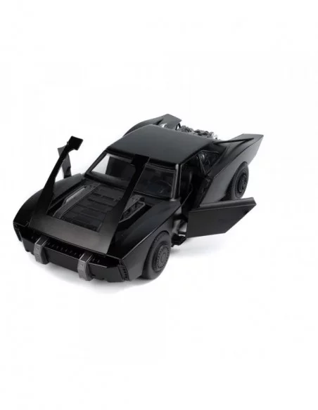 Batman 2022 Vehículo 1/18 Hollywood Rides 2022 Batmobile con Figura