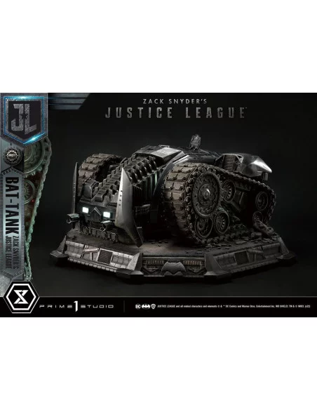 Zack Snyder's Justice League Diorama Museum Masterline Bat-Tank 36 cm