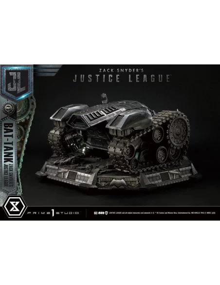 Zack Snyder's Justice League Diorama Museum Masterline Bat-Tank 36 cm