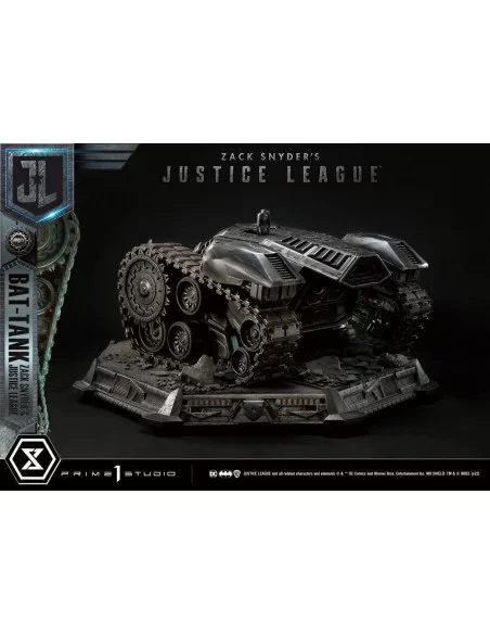 Zack Snyder's Justice League Diorama Museum Masterline Bat-Tank 36 cm