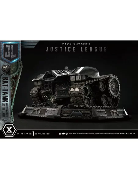 Zack Snyder's Justice League Diorama Museum Masterline Bat-Tank 36 cm