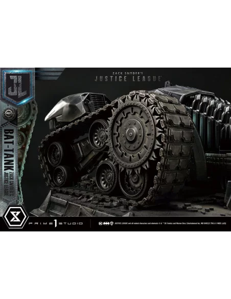 Zack Snyder's Justice League Diorama Museum Masterline Bat-Tank 36 cm