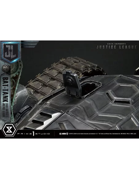 Zack Snyder's Justice League Diorama Museum Masterline Bat-Tank 36 cm