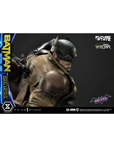 DC Comics Estatua 1/4 Batman Dark Detective Tactical Coat Concept Design by Dan Mora Deluxe Bonus Version 59 cm