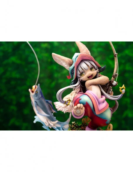 Made in Abyss Estatua PVC 1/8 Nanachi Gankimasu Fishing 23 cm