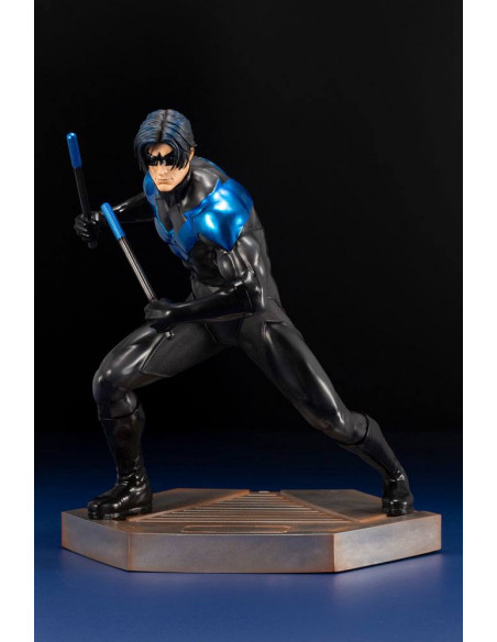 es::DC Comics Estatua ARTFX Teen Titans Series 1/6 Nightwing 25 cm