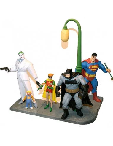 es::Batman: The Dark Knight Returns 4 Action Figure Set