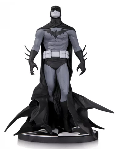 Batman Black & White Estatua Jae Lee-10