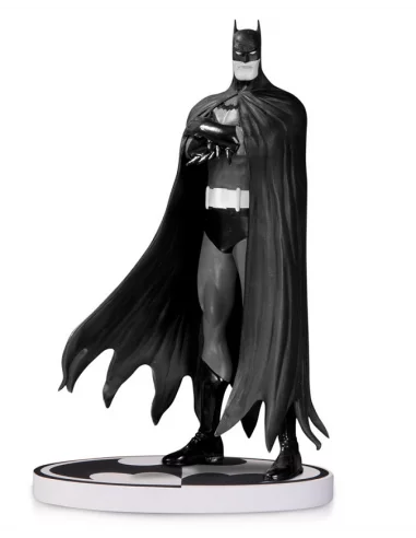 Batman Black & White Estatua Batman Brian Bolland -10