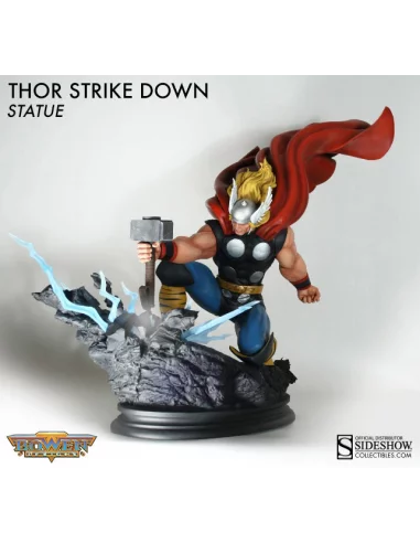 Thor Estatua Strike Down