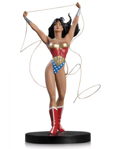 es::DC Designer Series Estatua 1/6 Wonder Woman by Adam Hughes 38 cm