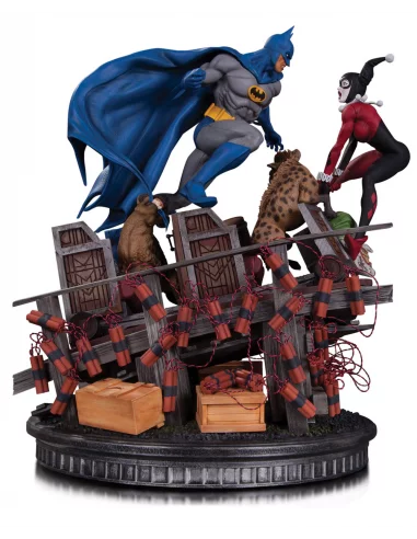 es::DC Comics Estatua 1/8 Batman VS. Harley Quinn Battle 36 cm